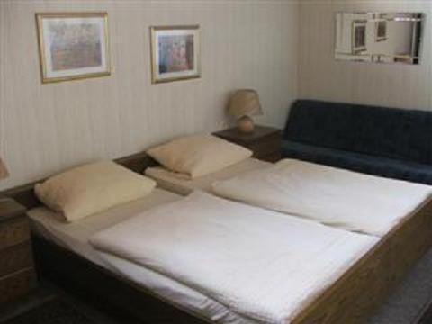 Hotel Heidehaus Мьонхенгладбах Стая снимка